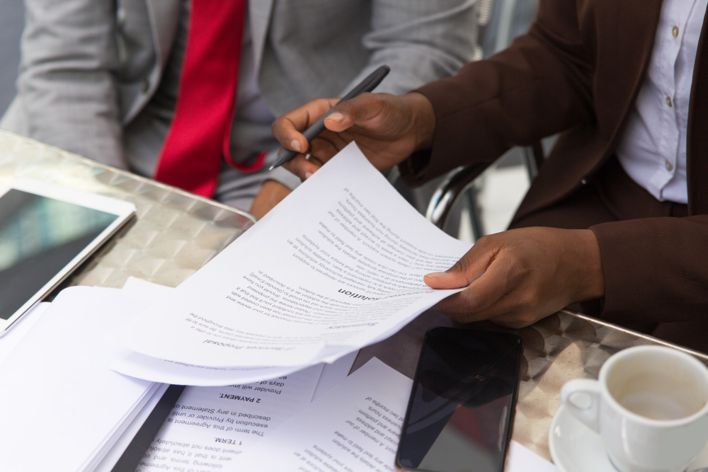 legal contract review at sylla and partners